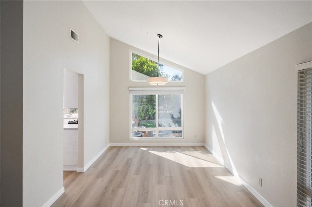 2 Glorieta E - Photo 4 of 23