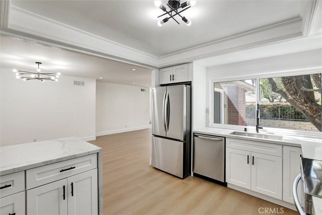 17282 Chestnut - Photo 3 of 31