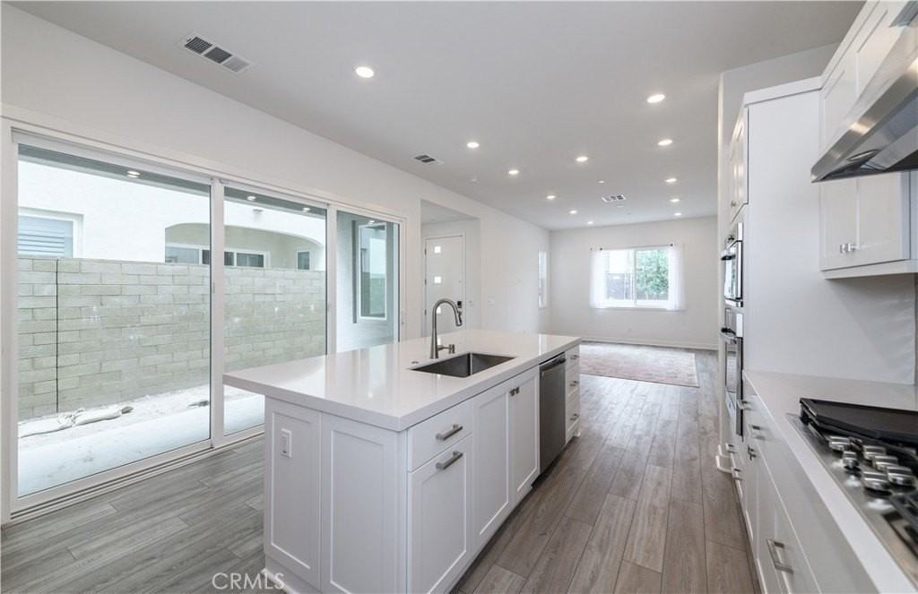 107 Zawn - Photo 4 of 37