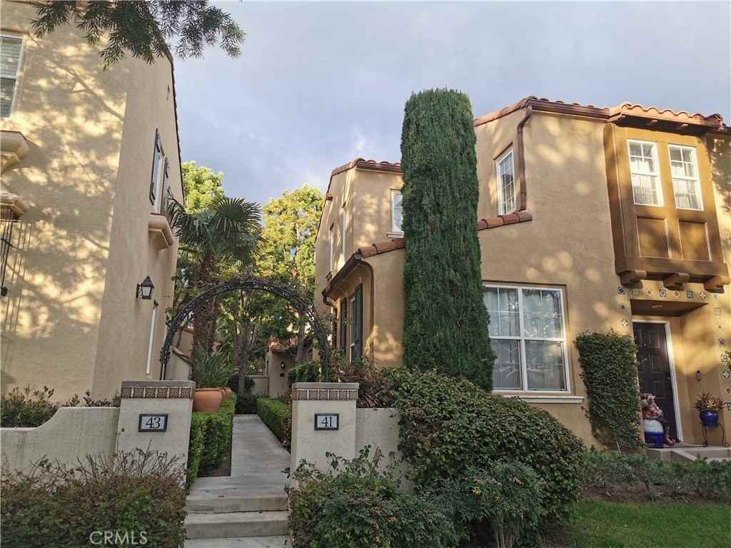 41 Modesto - Photo 3 of 20