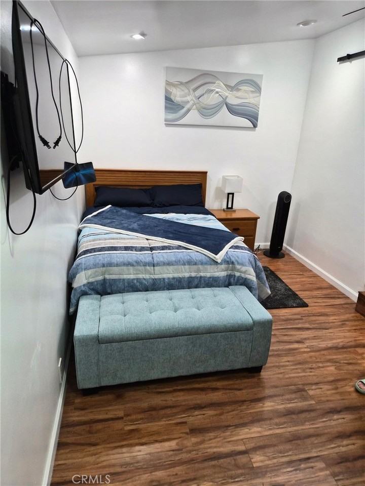 14816 Roxton Ave - Photo 2 of 8