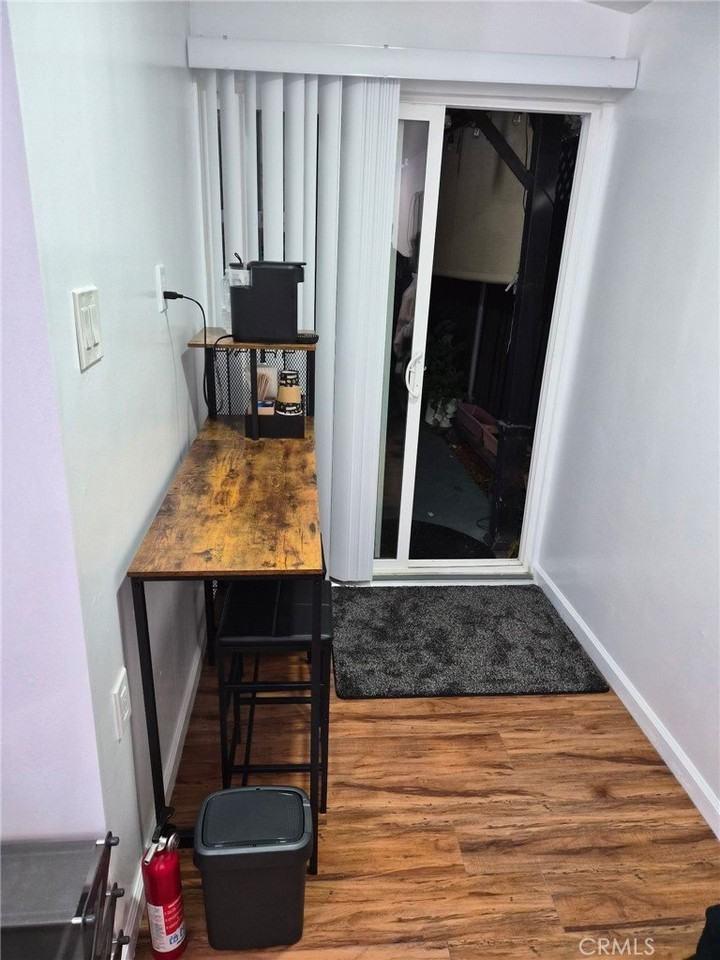 14816 Roxton Ave - Photo 6 of 8