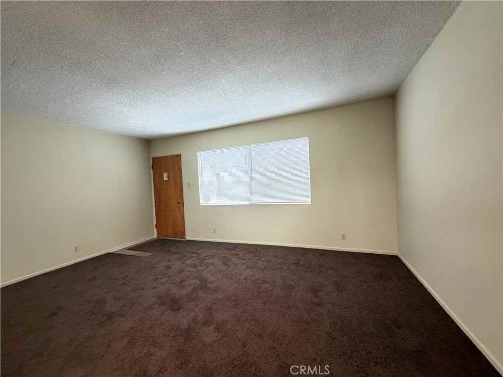 2733 Via Paseo #6 - Photo 5 of 11