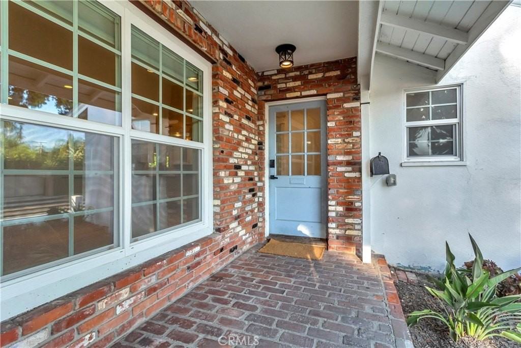 6835 E Parapet St - Photo 3 of 33