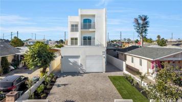 featured image of 10905 Dalerose Ave #B