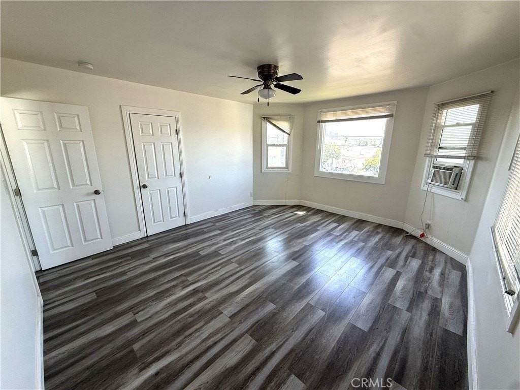 2238 Eastlake Ave #3-4 - Photo 5 of 8