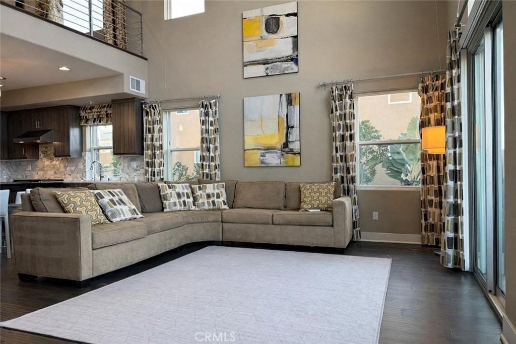 1520 W Artesia Sq #E - Photo 2 of 35