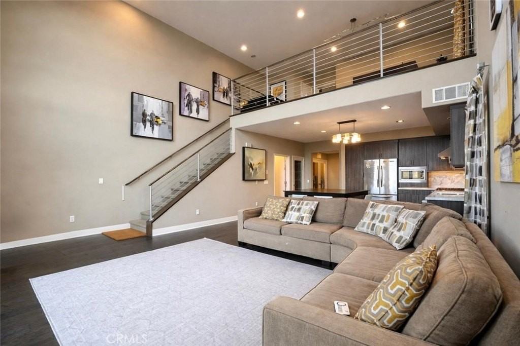 1520 W Artesia Sq #E - Photo 6 of 35