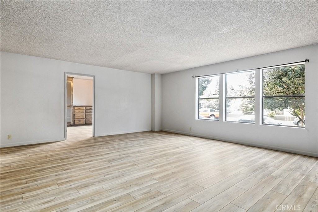 440 Pacific St #A - Photo 7 of 41