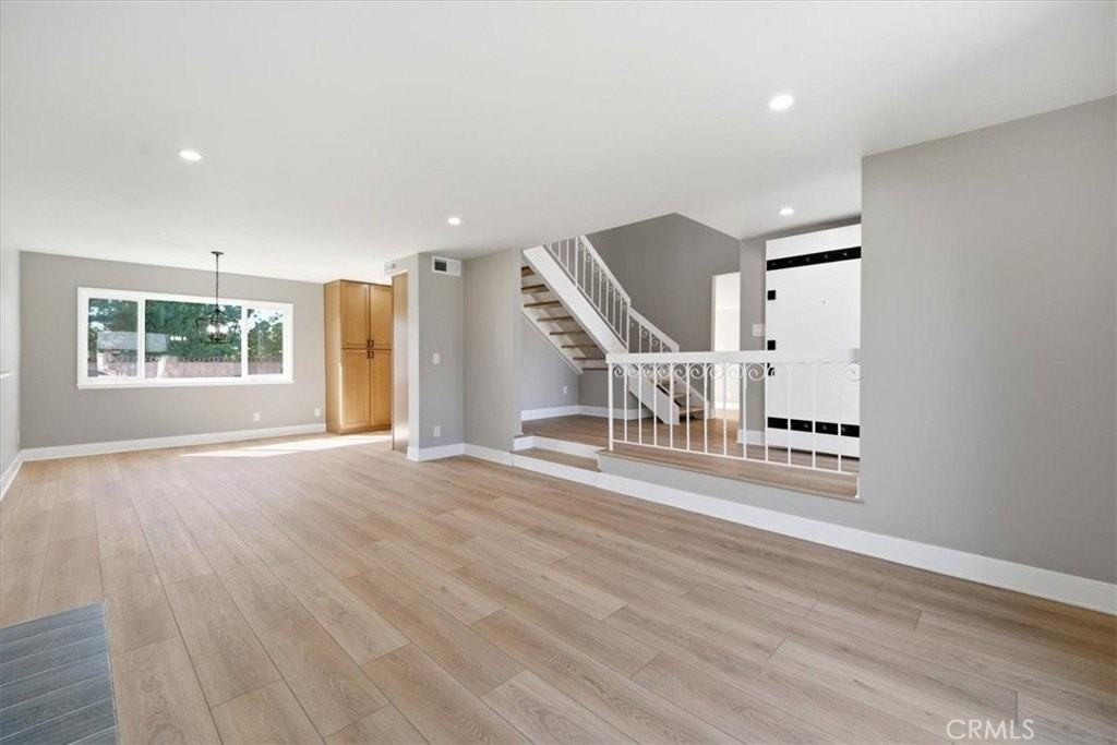 1613 Darcy Ave - Photo 7 of 50