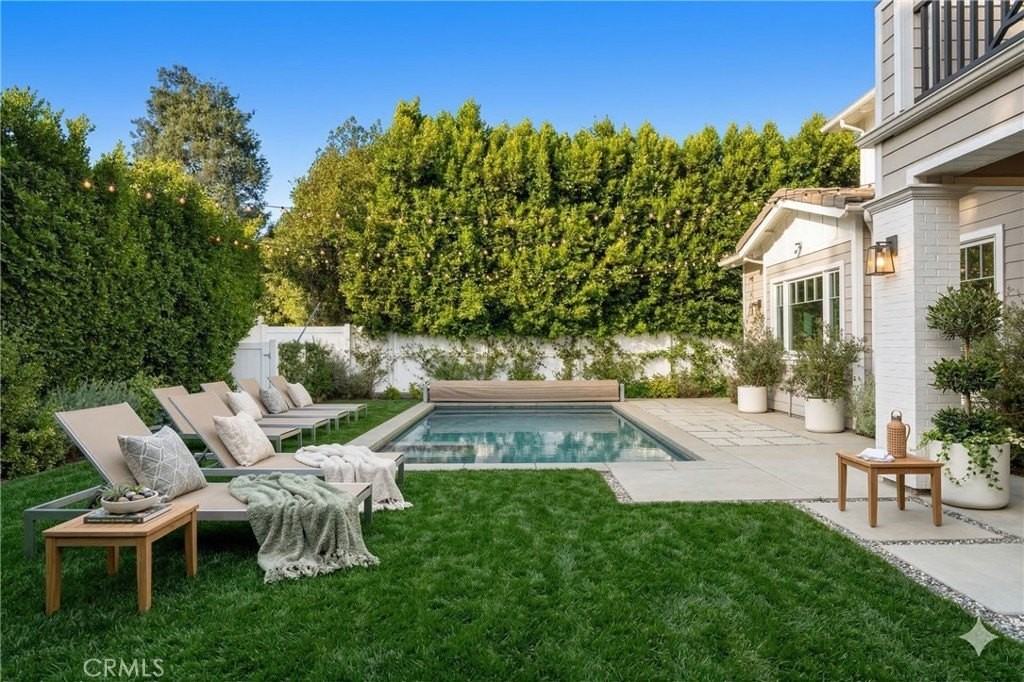 4151 Greenbush Ave - Photo 3 of 46