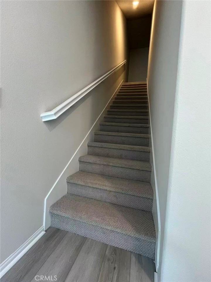 2707 Erebus Ct - Photo 3 of 20