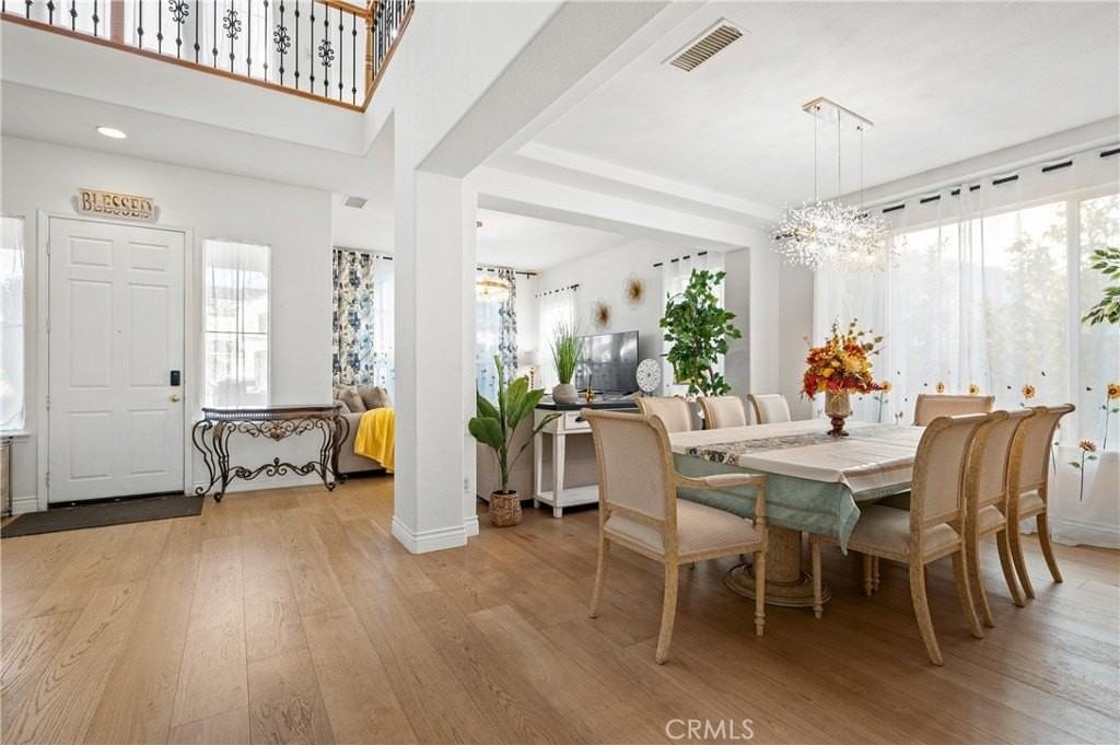 19366 Fortune Pl - Photo 5 of 35