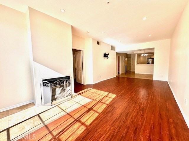 4750 Templeton St - Photo 4 of 24