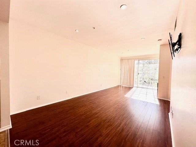 4750 Templeton St - Photo 7 of 24