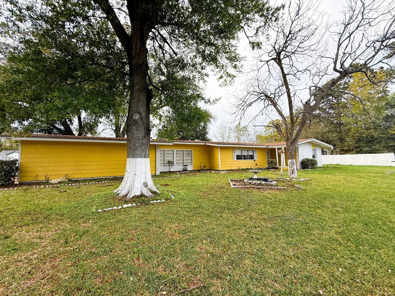 4011 Dryden Rd #1 - Photo 3 of 18