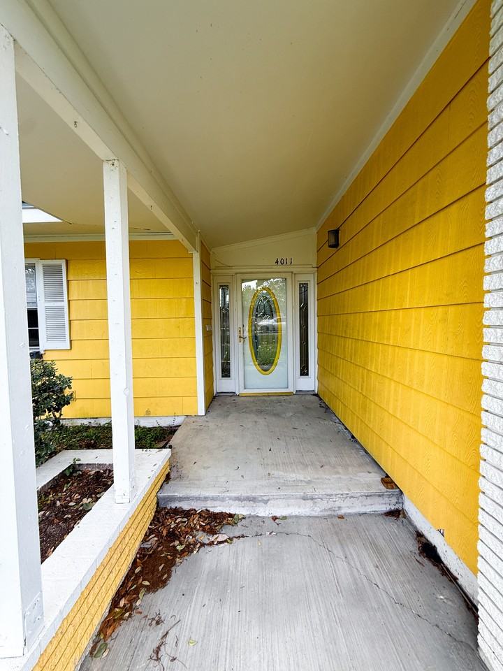 4011 Dryden Rd #1 - Photo 4 of 18