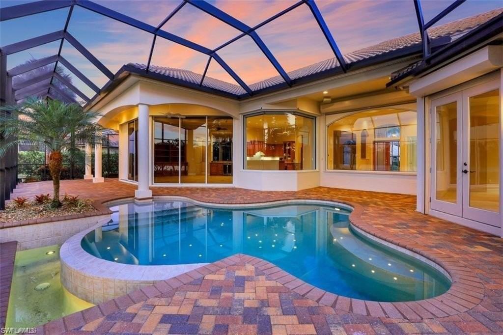 2046 Imperial Cir - Photo 4 of 17