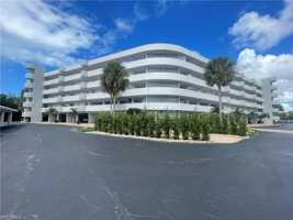 featured image of 12945 Vanderbilt Dr Unit 402