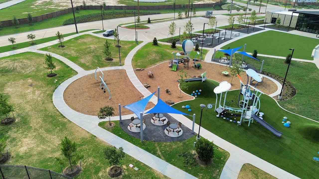 27035 Beacon Glen Dr - Photo 2 of 8