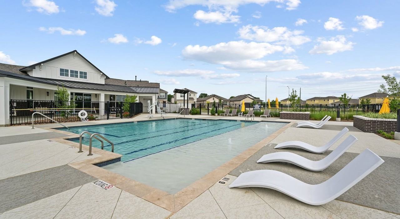 5103 Visionary Dr - Photo 3 of 8