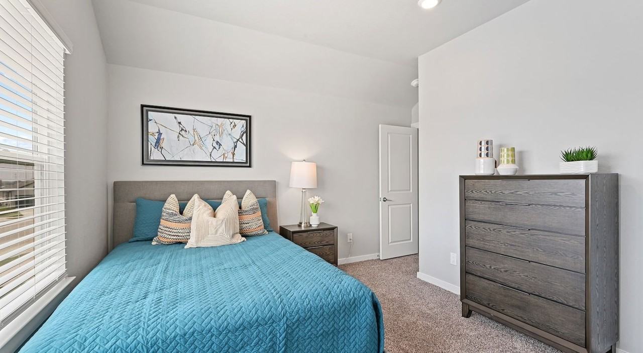 5103 Visionary Dr - Photo 5 of 8