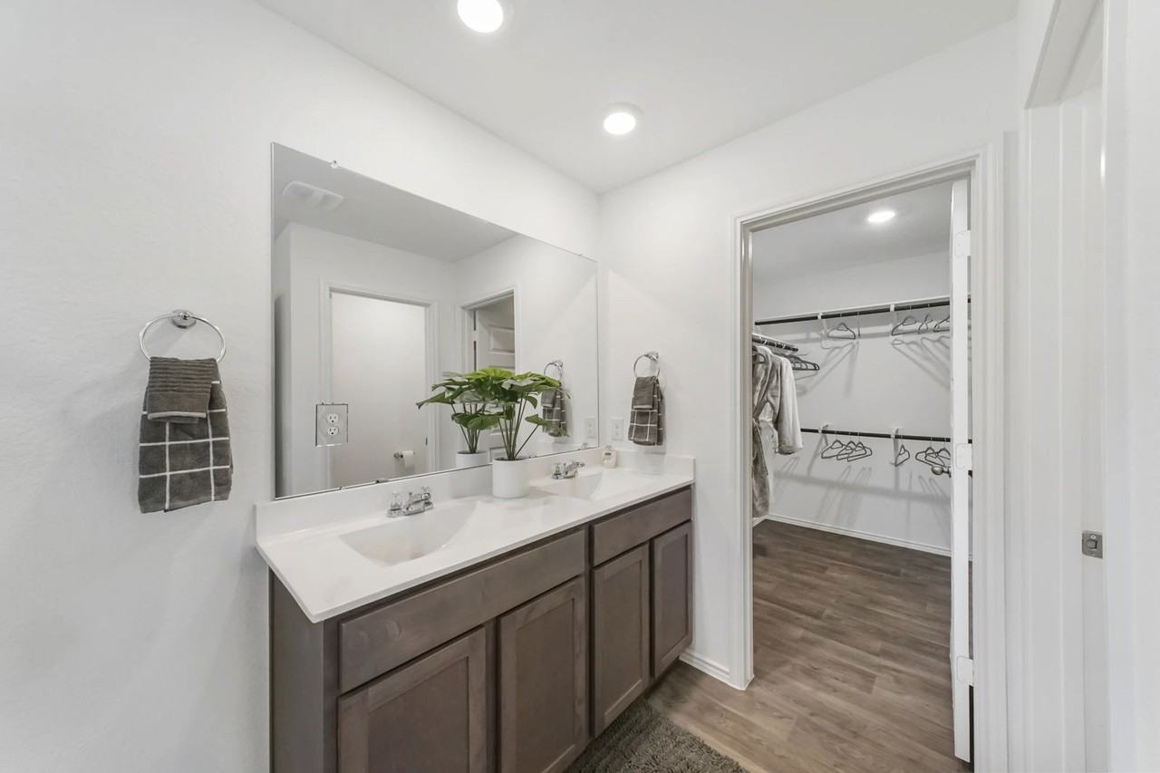 29403 Cayman Canyon Way - Photo 3 of 8