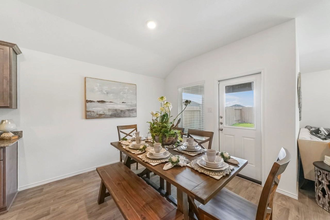 29403 Cayman Canyon Way - Photo 4 of 8