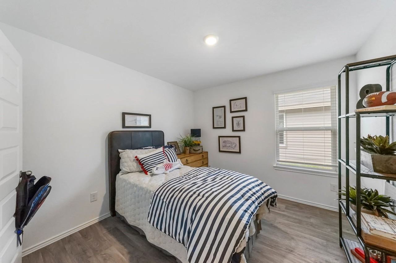 29403 Cayman Canyon Way - Photo 6 of 8