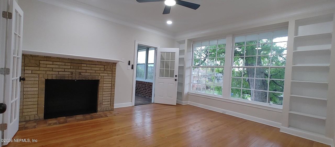 2149 Saint Johns Ave - Photo 5 of 16