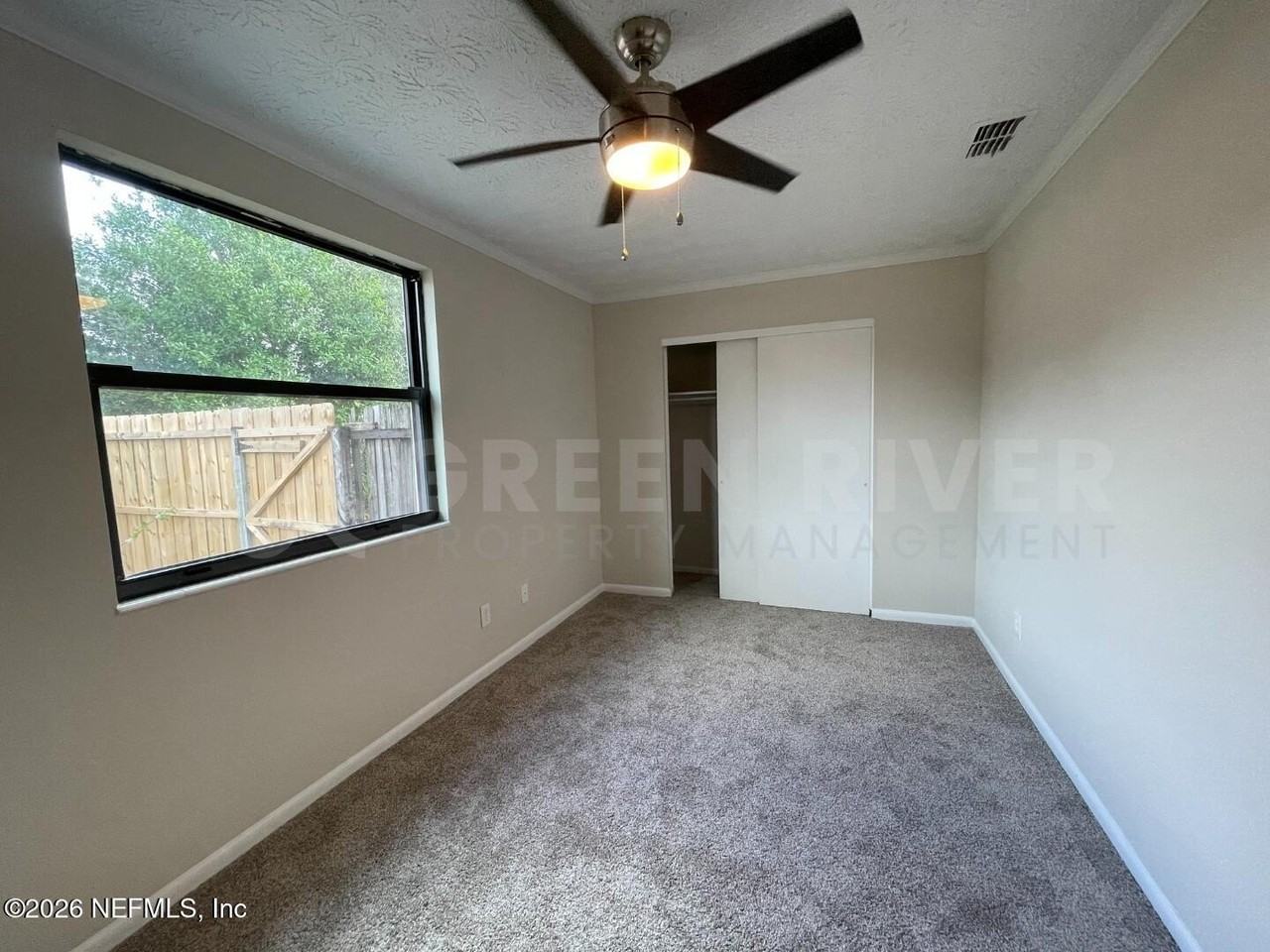 614 Charles Carrol St - Photo 7 of 20