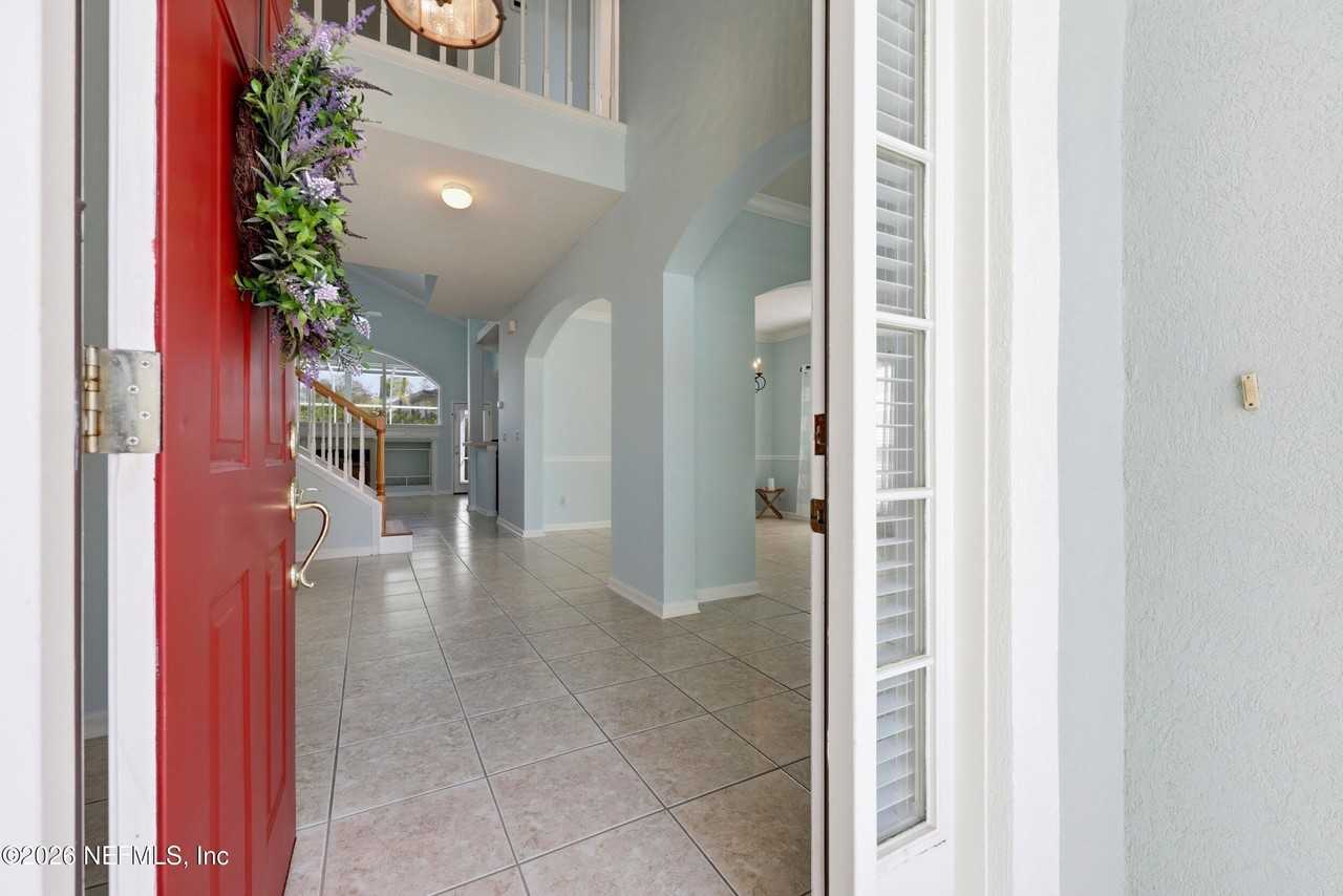 821 Bonaire Cir - Photo 3 of 45