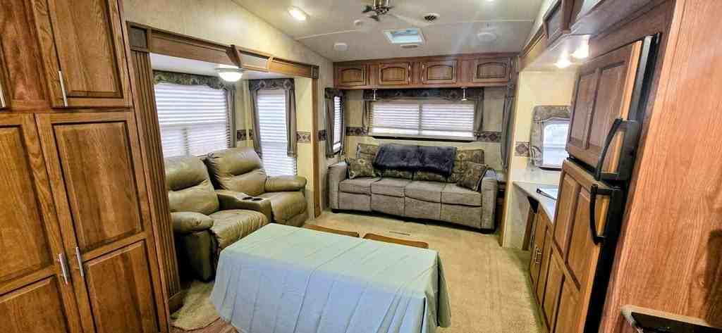 279 Conley Creek Cir - Photo 3 of 24