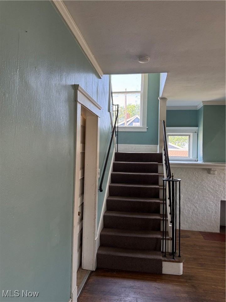 16125 Lorain Ave - Photo 4 of 14