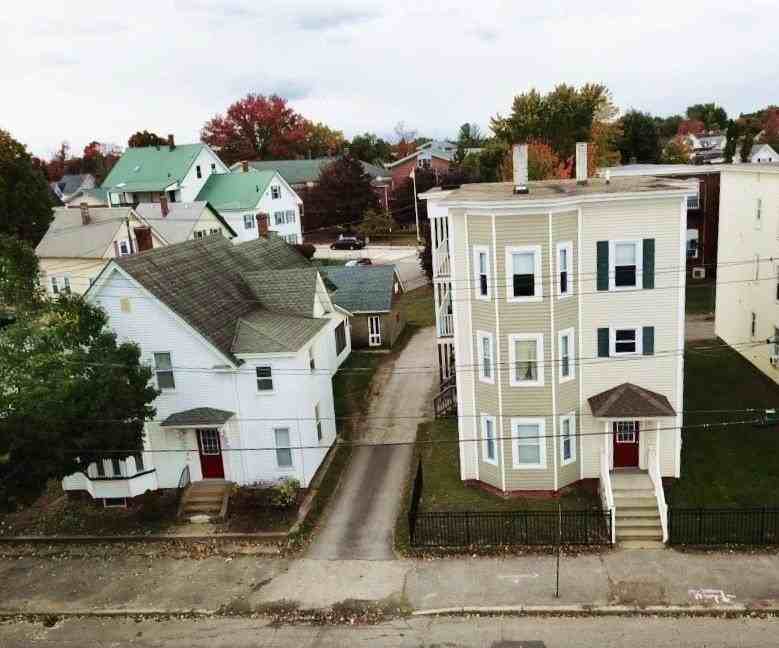 93 2nd St #1W - Photo 6 of 27