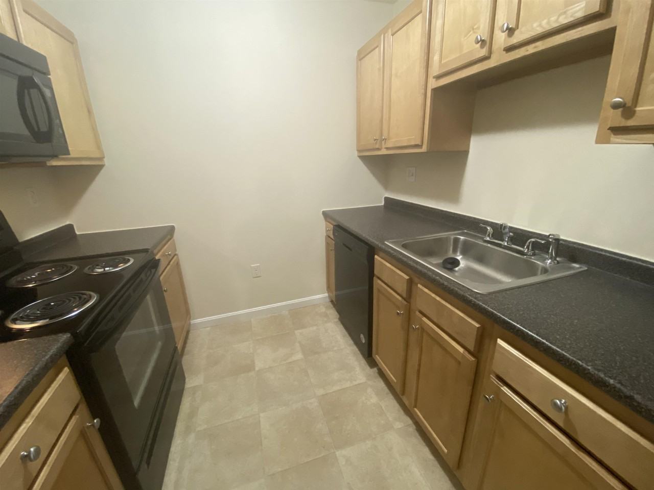 30 Sentinel Ct #108 - Photo 4 of 40