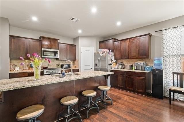 16973 River Park Dr - Photo 5 of 18