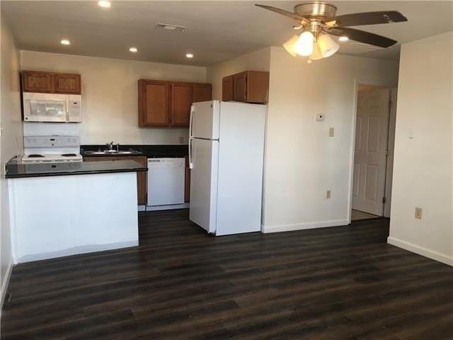 4545 Urquhart St #B - Photo 2 of 10