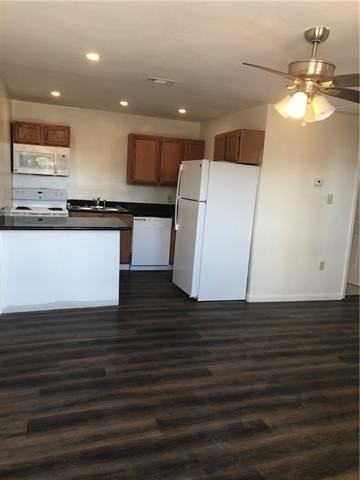 4545 Urquhart St #B - Photo 4 of 10