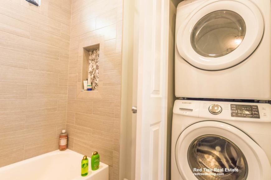 31 Pleasant St - Photo 6 of 7