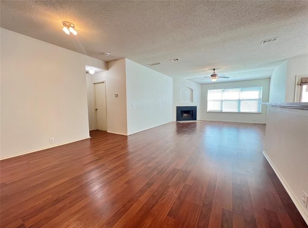 4701 Napa Valley Dr - Photo 4 of 19