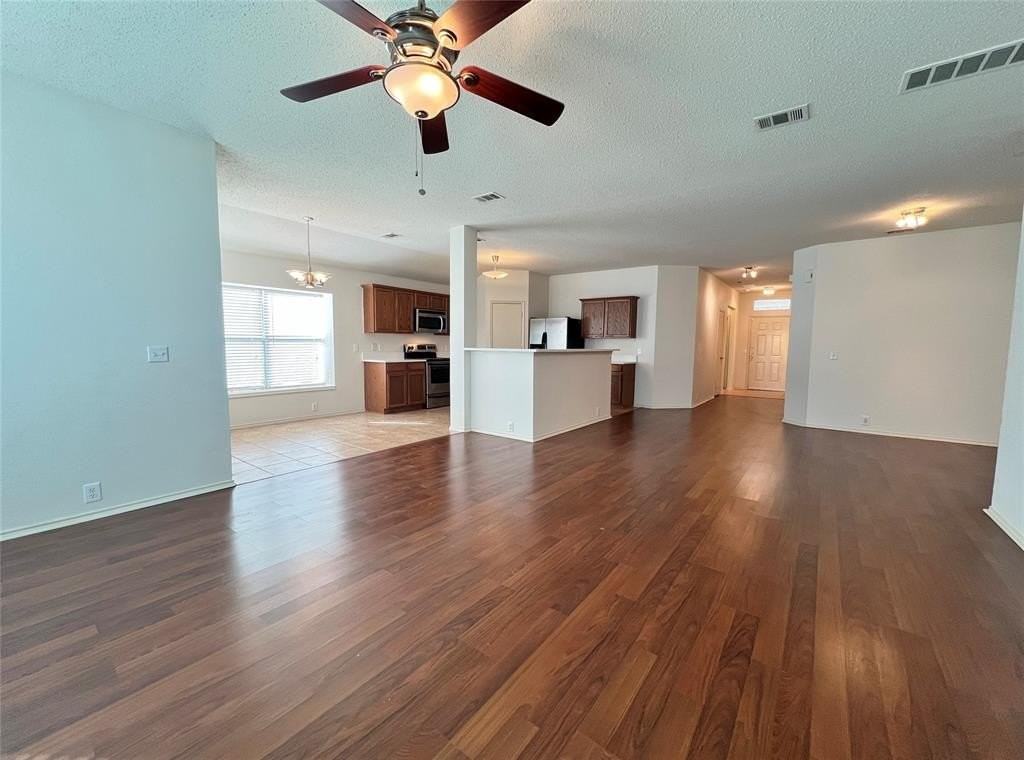 4701 Napa Valley Dr - Photo 6 of 19