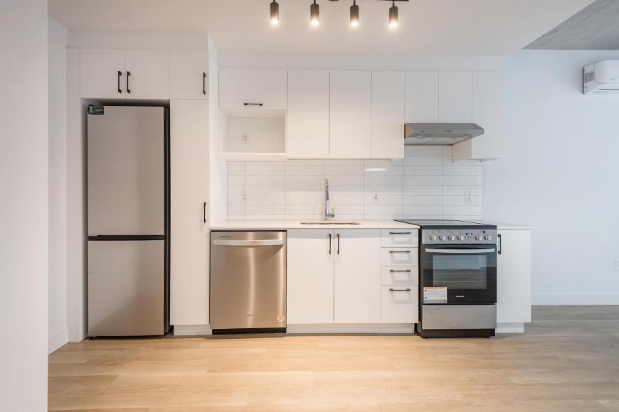 4988 Place De La Savane - Photo 3 of 10