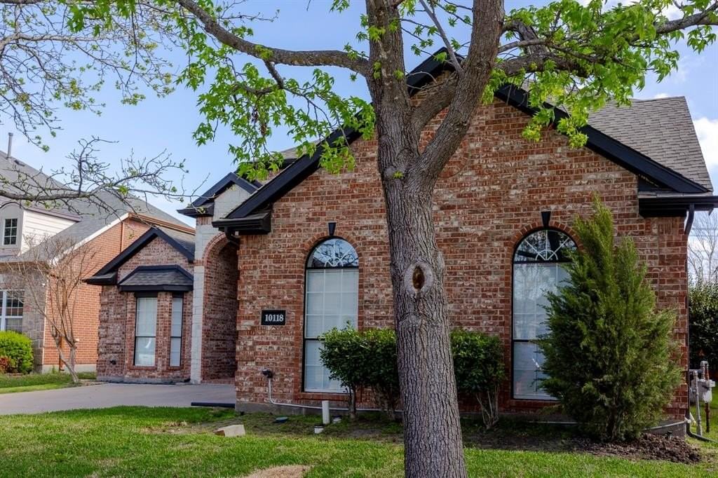 10118 Saint Georges Dr - Photo 4 of 39