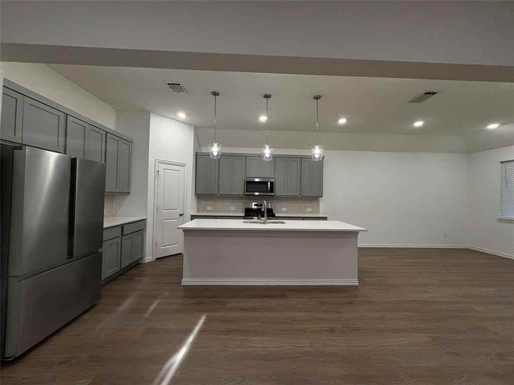 1736 Everglades Dr - Photo 2 of 17