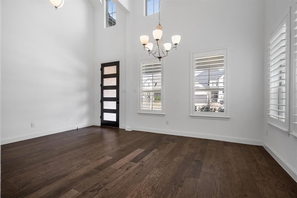 4151 Silver Spur Dr - Photo 6 of 40