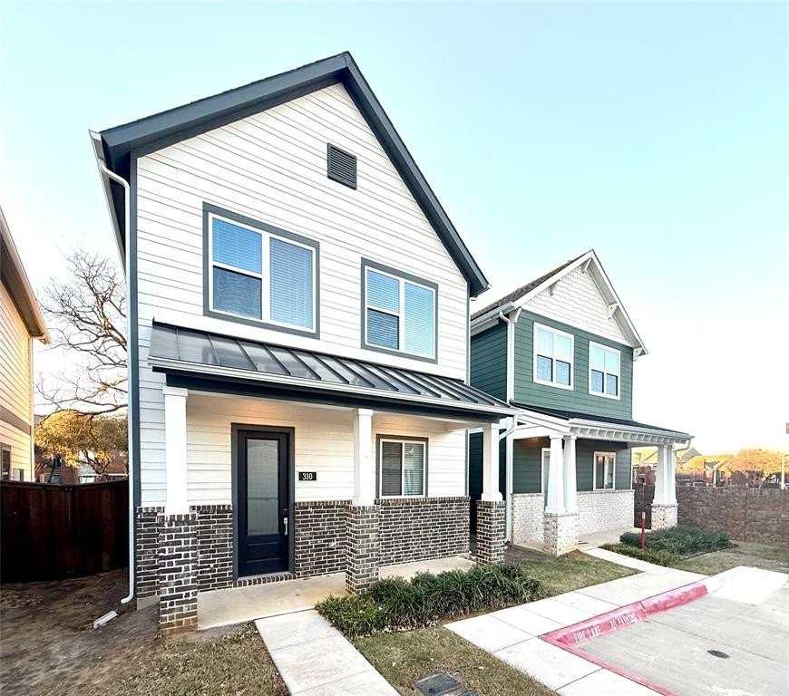 1830 Ne Green Oaks Blvd #310 - Photo 3 of 39