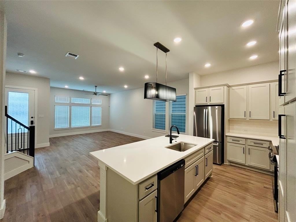 564 Mission Trl #B4 - Photo 3 of 35