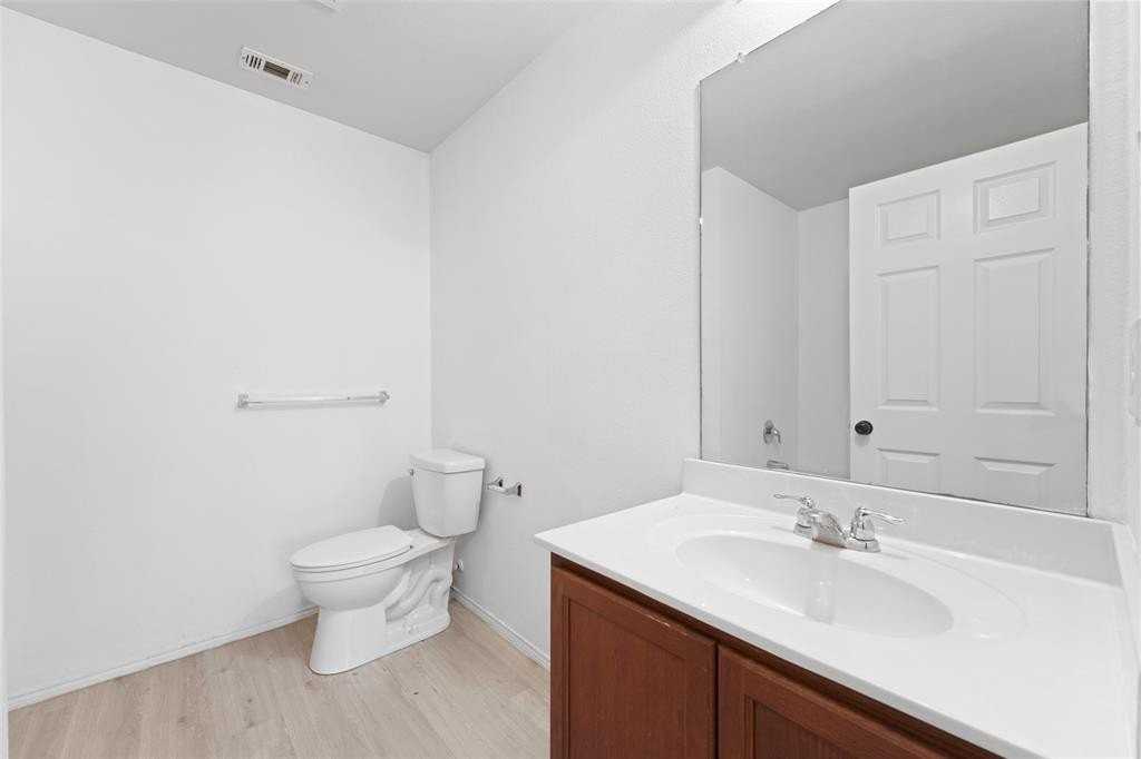 106 Abelia Dr - Photo 7 of 13