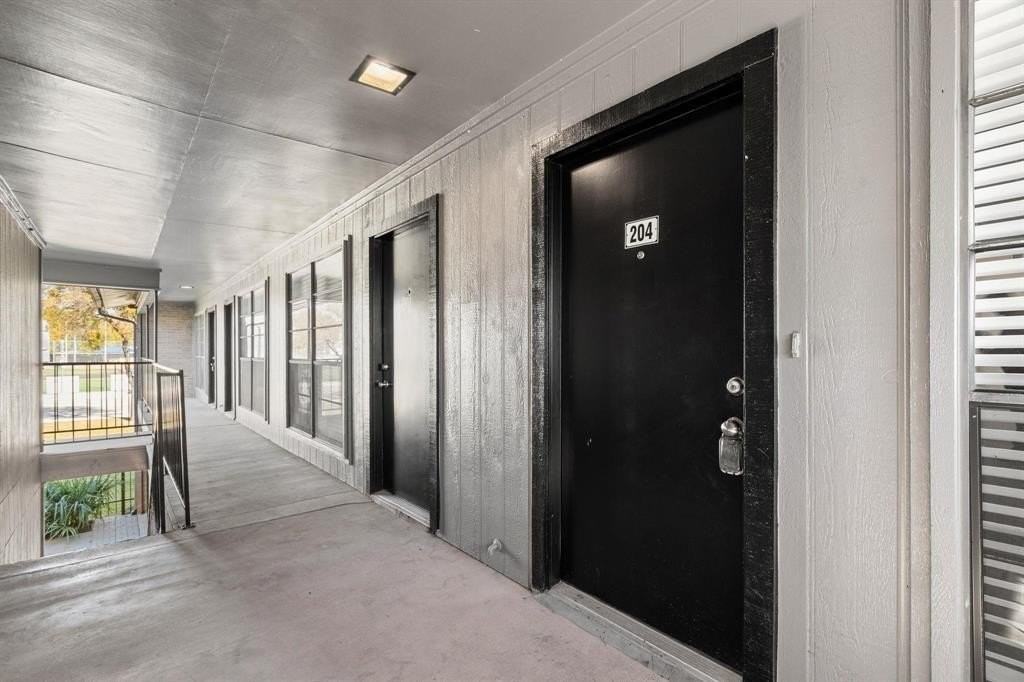 320 E 4th St #204 - Photo 2 of 2